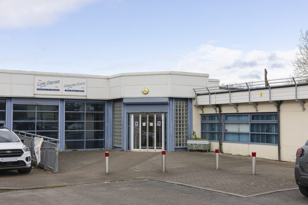 Pyle Library Awen Libraries